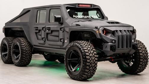 2025 Jeep Gladiator 8 PASSENGER