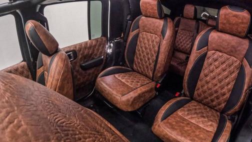 2026 Jeep Gladiator 7 PASSENGER