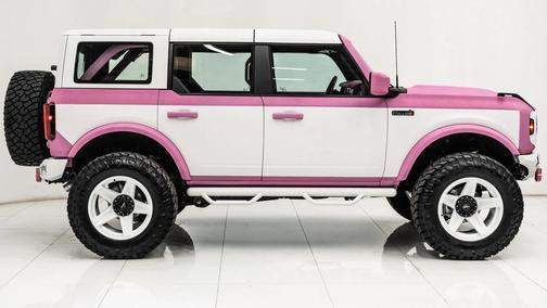 2025 Ford Bronco RETRO