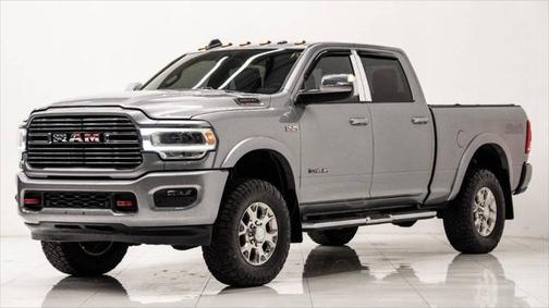 2019 RAM 2500 Laramie Crew Cab 4x4 6'4' Box
