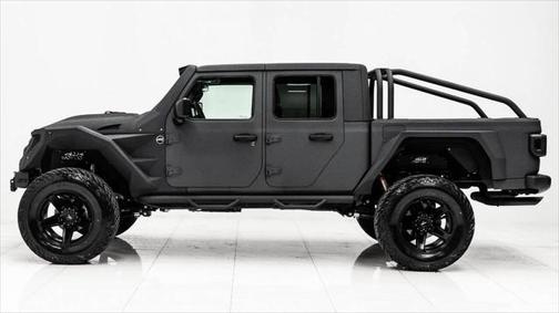 2025 Jeep Gladiator Nighthawk
