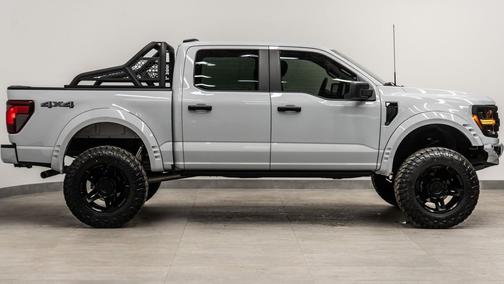 2024 Ford F-150 CUSTOM