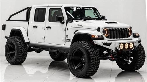 2025 Jeep Gladiator Nighthawk