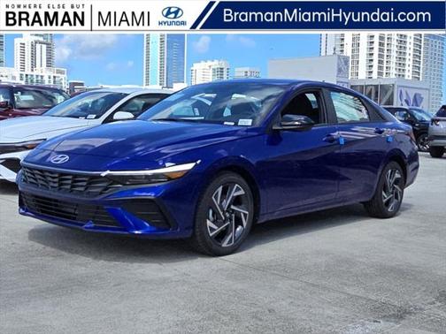 2025 Hyundai ELANTRA SEL