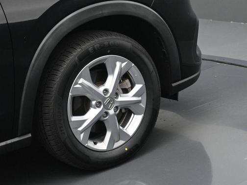 Crystal Black Pearl 2023 Honda HR-V LX