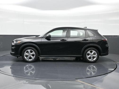 Crystal Black Pearl 2023 Honda HR-V LX