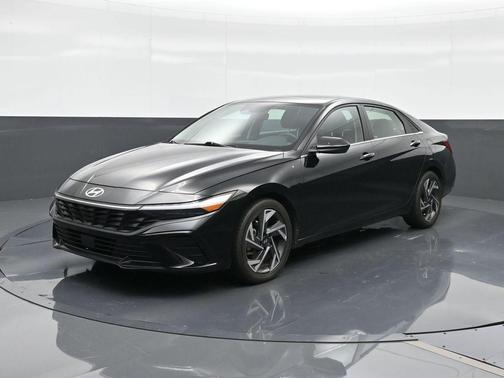 Abyss Black 2024 Hyundai ELANTRA SEL