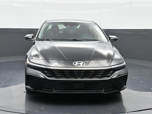 Abyss Black 2024 Hyundai ELANTRA SEL