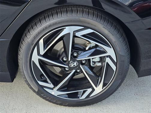 2026 Hyundai SONATA SEL