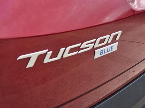 2026 Hyundai TUCSON Hybrid Blue SE