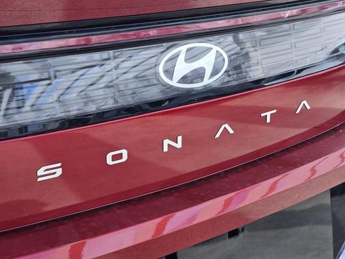 2026 Hyundai SONATA SEL