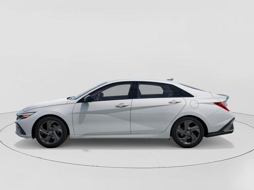 2026 Hyundai ELANTRA Sport