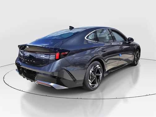 2026 Hyundai SONATA SEL