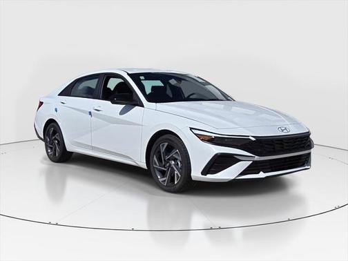 2025 Hyundai ELANTRA Sport
