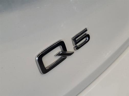 2021 Audi Q5 45 Premium