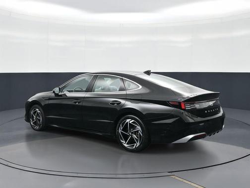 Onyx Black 2024 Hyundai SONATA SEL