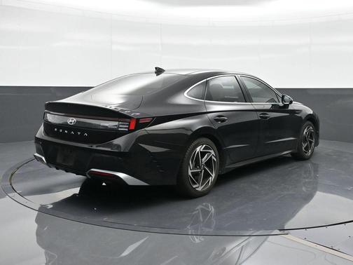 Onyx Black 2024 Hyundai SONATA SEL