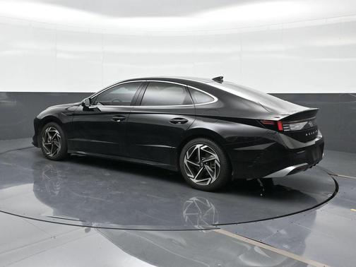 Onyx Black 2024 Hyundai SONATA SEL