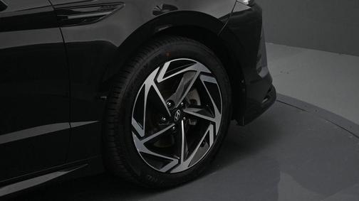 Onyx Black 2024 Hyundai SONATA SEL
