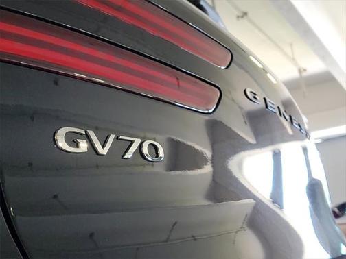 2023 Genesis GV70 3.5T AWD Sport