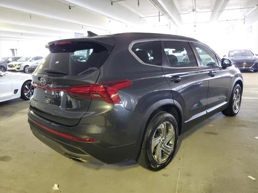 2022 Hyundai SANTA FE SE