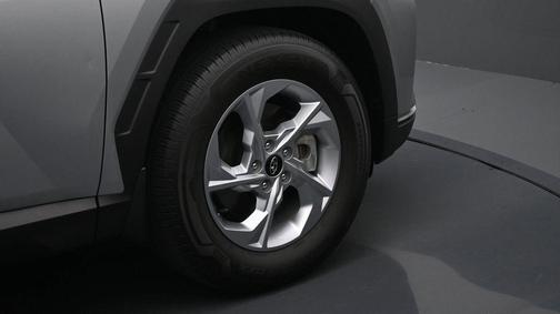 Shimmering Silver 2023 Hyundai TUCSON SEL