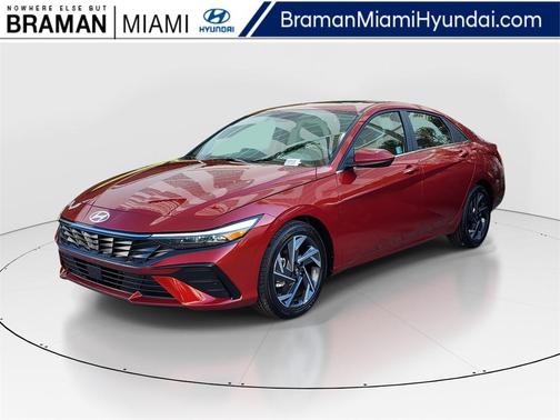 2025 Hyundai ELANTRA SEL