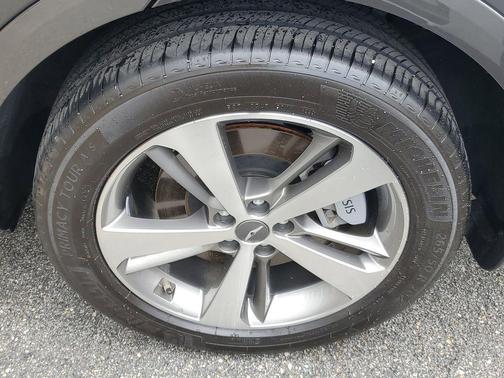 Himalayan Gray 2023 Genesis GV80 3.5T