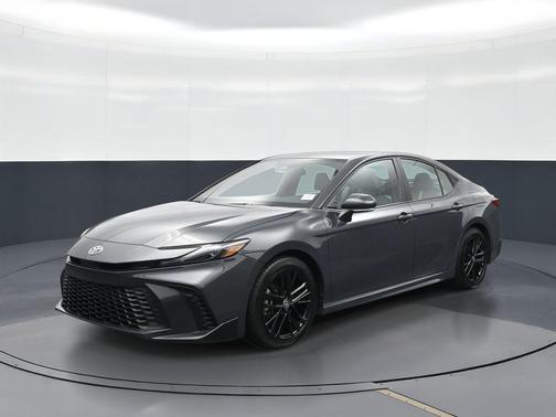 Underground 2025 Toyota Camry SE