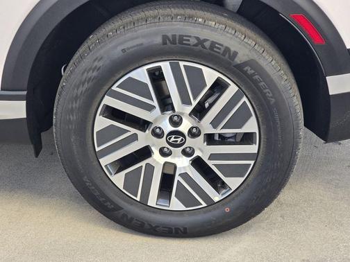 Creamy White Pearl 2026 Hyundai Palisade Hybrid Blue SEL Premium 8P