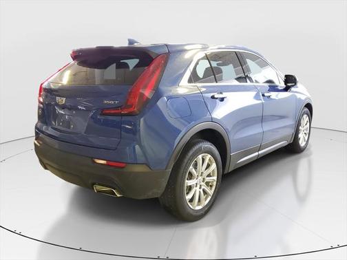 2022 Cadillac XT4 Luxury