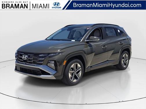2025 Hyundai TUCSON SE