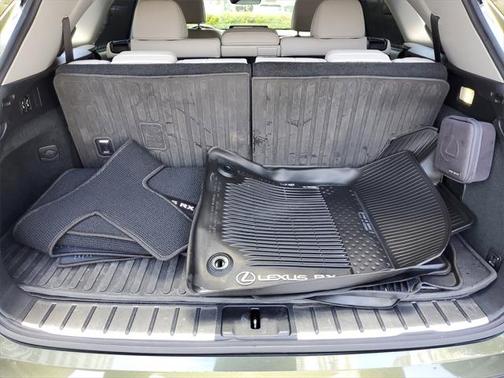 2022 Lexus RX 350L Luxury