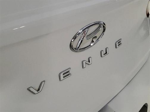 2023 Hyundai VENUE Limited
