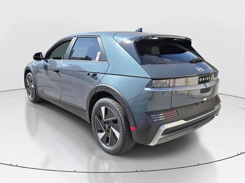 2025 Hyundai IONIQ 5 SE