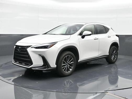 White Pearl 2024 Lexus NX 250 Premium