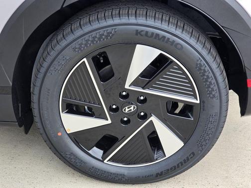 2026 Hyundai IONIQ 5 SE Standard Range