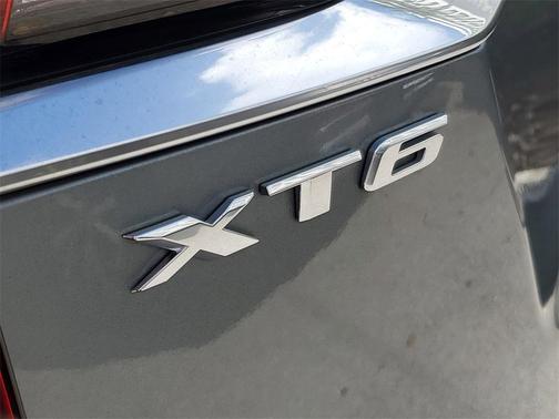 2023 Cadillac XT6 Premium Luxury FWD