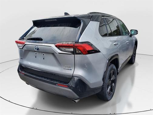 2021 Toyota RAV4 Hybrid SE