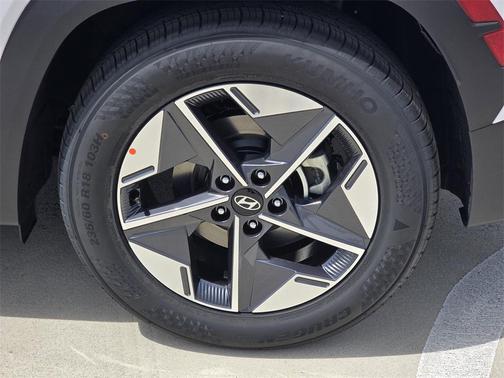 2026 Hyundai TUCSON SEL Convenience