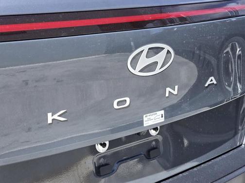 2025 Hyundai KONA SEL Convenience