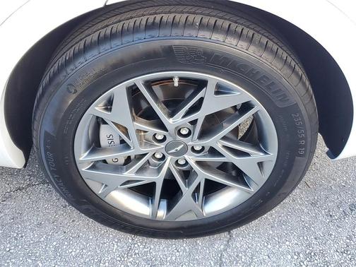 2024 Genesis GV70 2.5T AWD