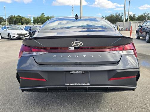 2026 Hyundai ELANTRA Sport