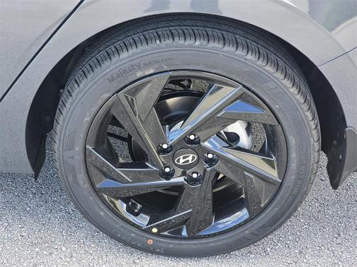 2026 Hyundai ELANTRA Sport