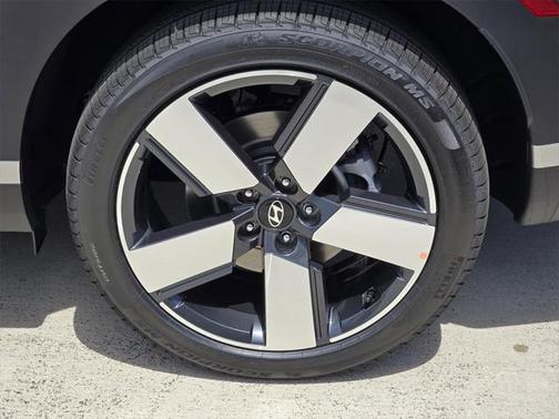 2025 Hyundai SANTA FE Limited