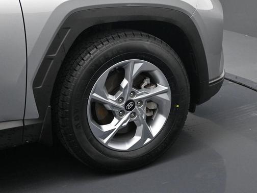 Shimmering Silver 2023 Hyundai TUCSON SEL