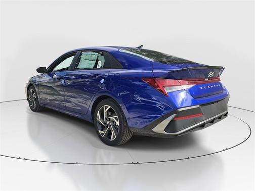 2025 Hyundai ELANTRA HEV SEL Sport