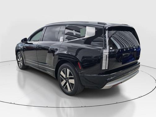 Abyss Black 2026 Hyundai IONIQ 9 SEL