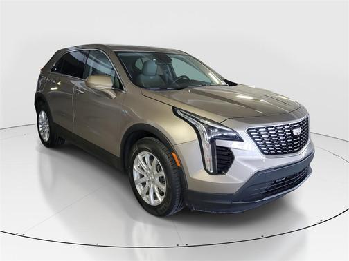 2022 Cadillac XT4 Luxury