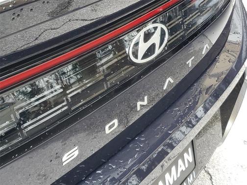 2025 Hyundai SONATA Hybrid SE